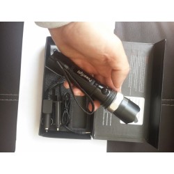 Linterna Tactica SWAT 2000 LUMS