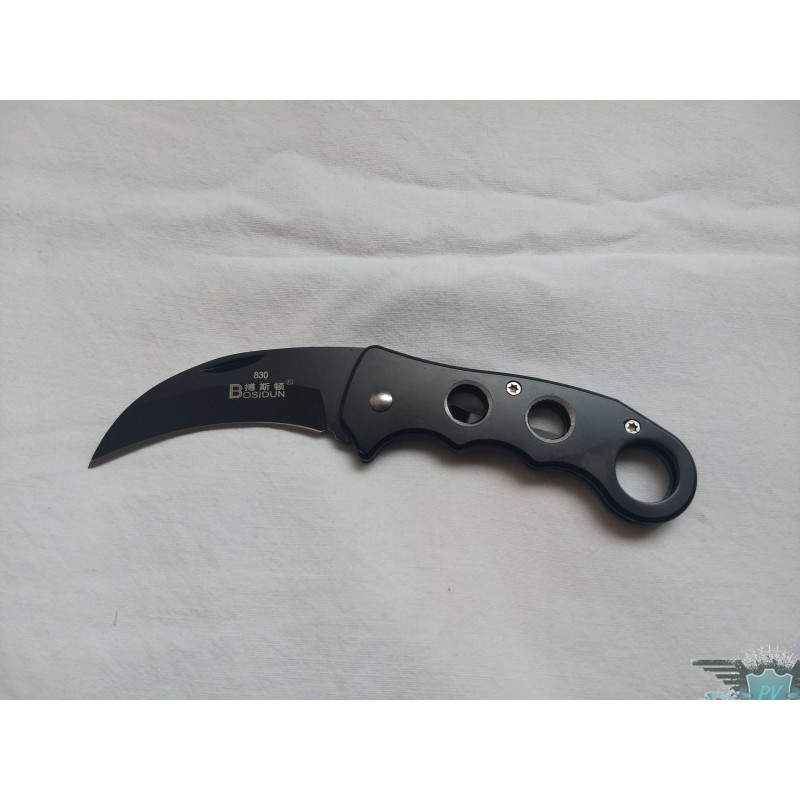 Navaja tipo KARAMBIT abatible