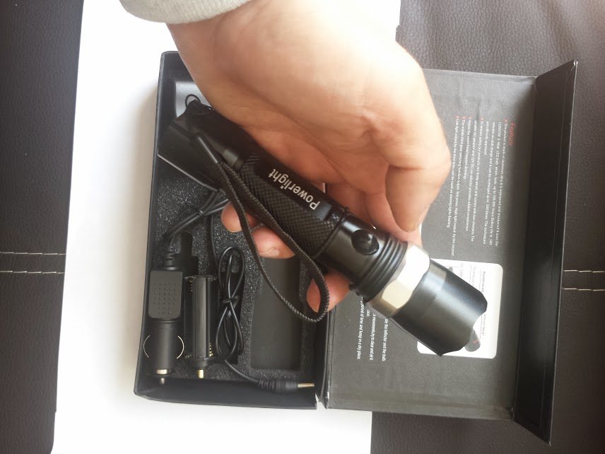 Linterna Tactica SWAT 2000 LUMS