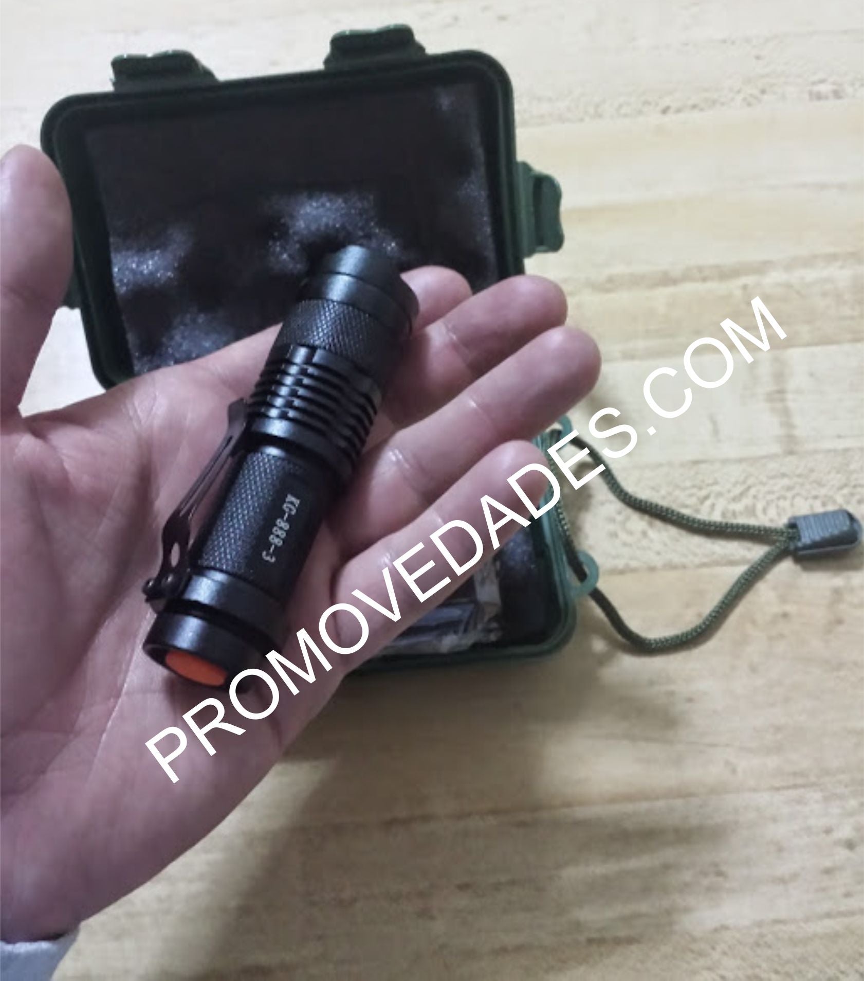 Mini Linterna policial CREE de gran alcance