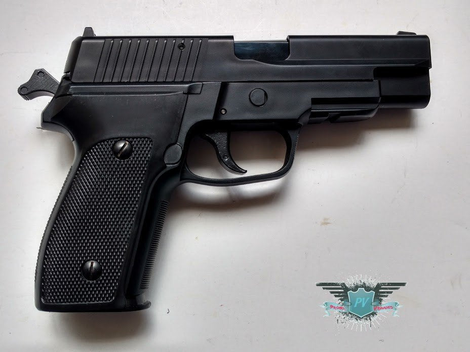 Pistola Replica de SIG SAUER p226 bbs de 6mm