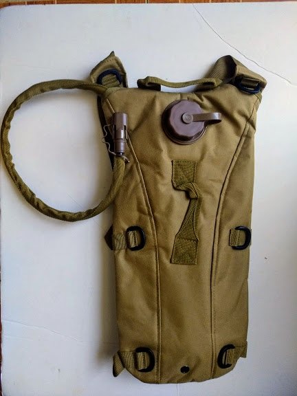 Mochila táctica de hidratación 3 lt