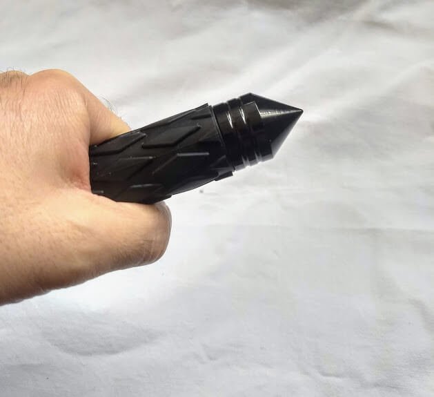 🥇Bastón Retráctil 21″con Punta rompe Vidrios Dragon Fire