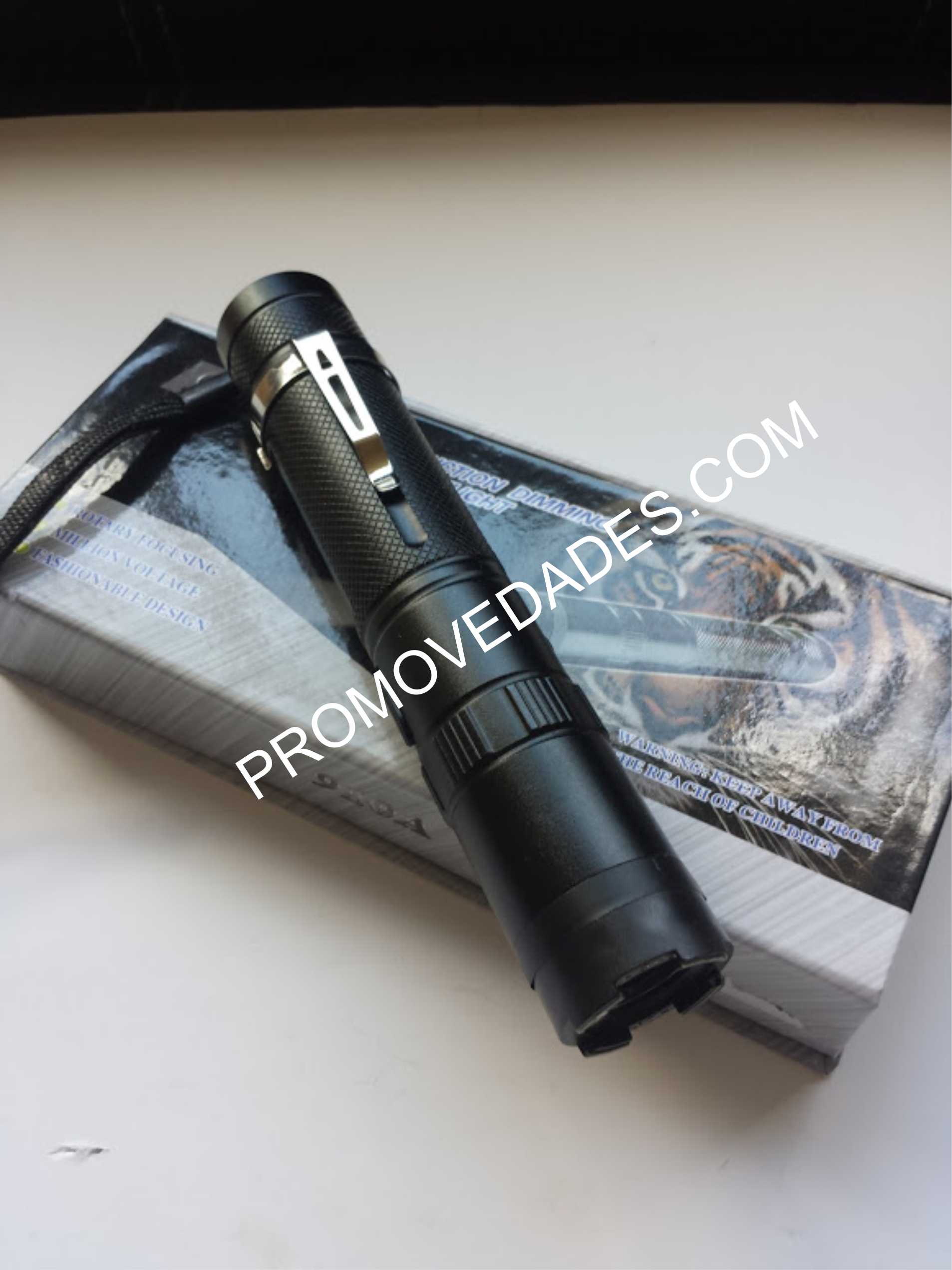 LAMPARA CON DESCARGA T6 NEGRA